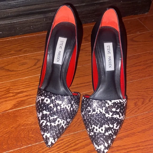 Steve Madden black & white snake pattern - Picture 4 of 10